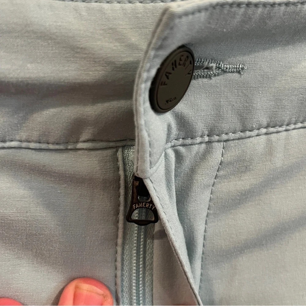 Faherty light blue all day shorts tie inside waist size 28